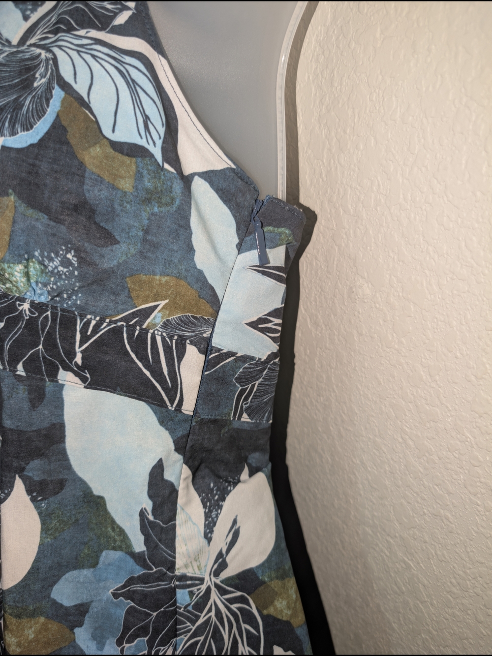 Athleta Halter Dress Size 2 - Picture 9 of 11